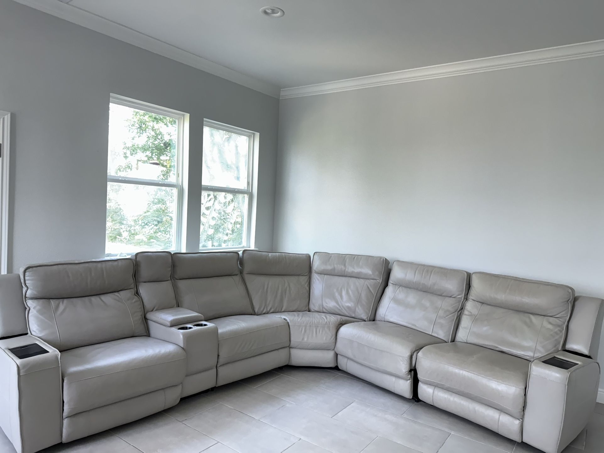 100% leather couch beige color