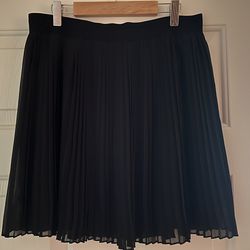 Black Pleated Skirt ,18” Length