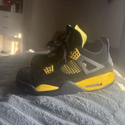 Jordan 4s Yellow Thunder
