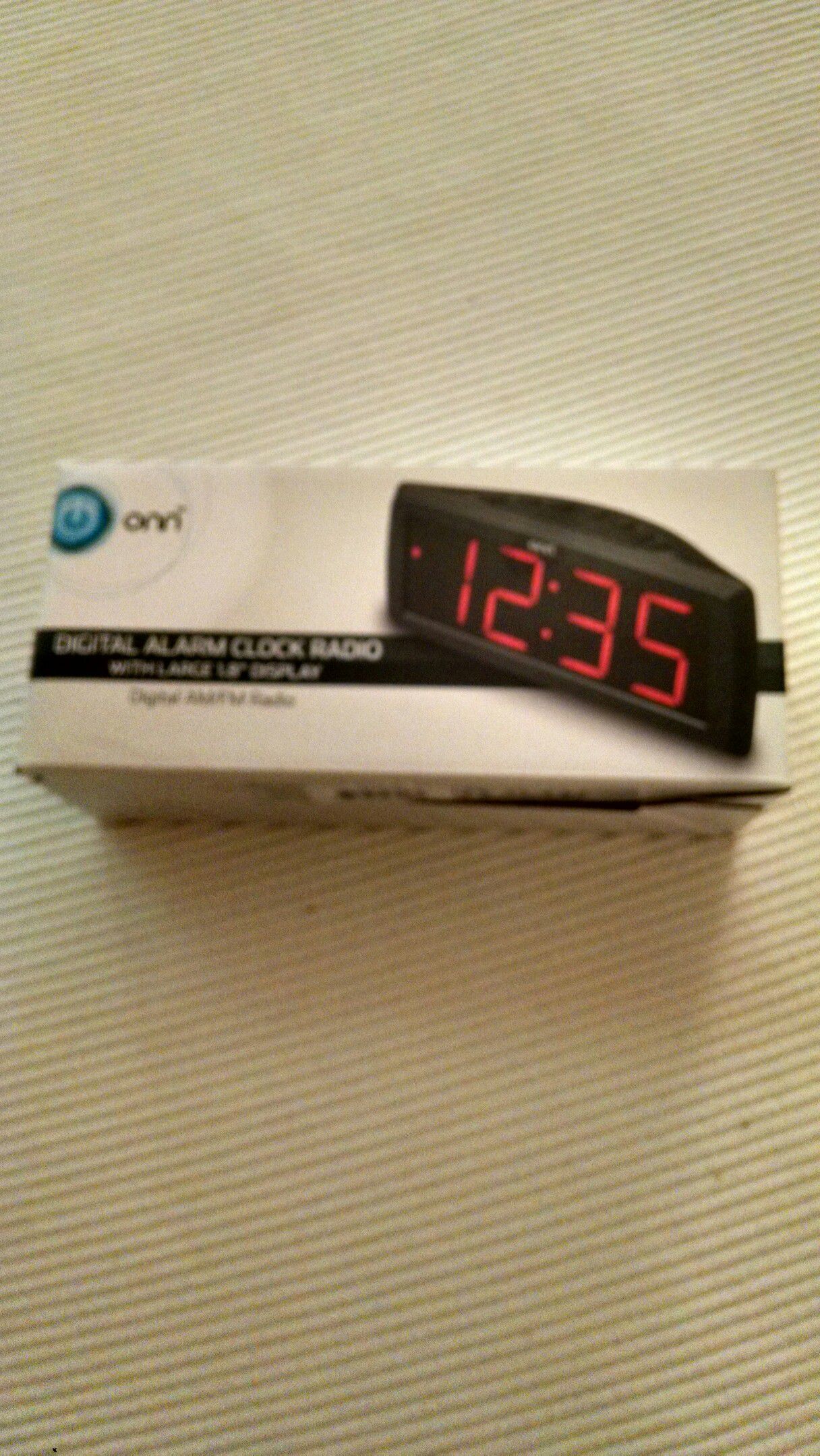 Alarm clock/radio
