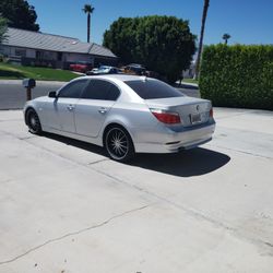 2004 BMW 530i