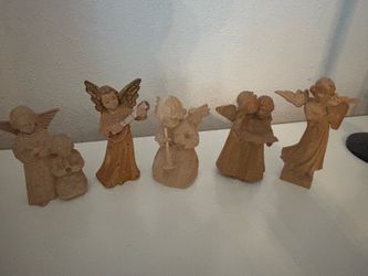 5 Wooden Angels