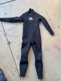 Wet suit