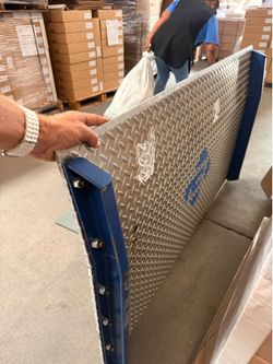 Bluff Loading Dock Board