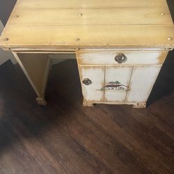 Vintage Desk Kids 
