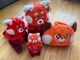 Pixar Turning Red Panda bundle