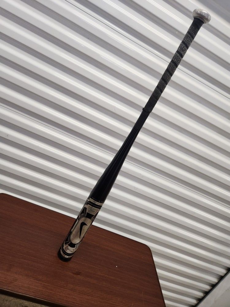 34" Nike baseball Softball bat.