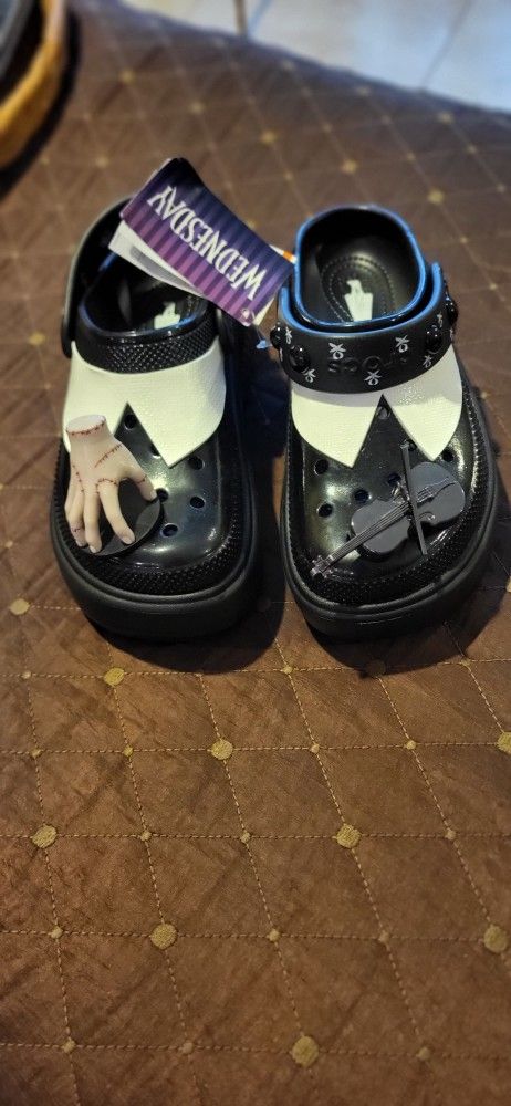 Crocs Shoes Wednesday Limited Edition Size 5-7
