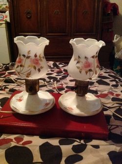 Vintage vanity, side table lamps