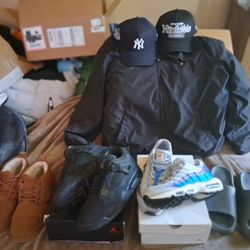 Jordan 4 Balck Cat Ugg Nike Polo Yeezy New Era Bundle Lot