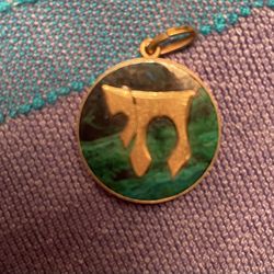 Gold Chai On Malachite Pendant