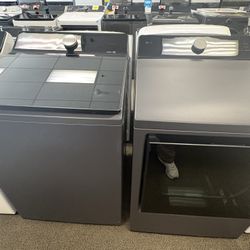 LG AI Washer/Dryer Set (Black) | ($0 Down) | Warranty Included 