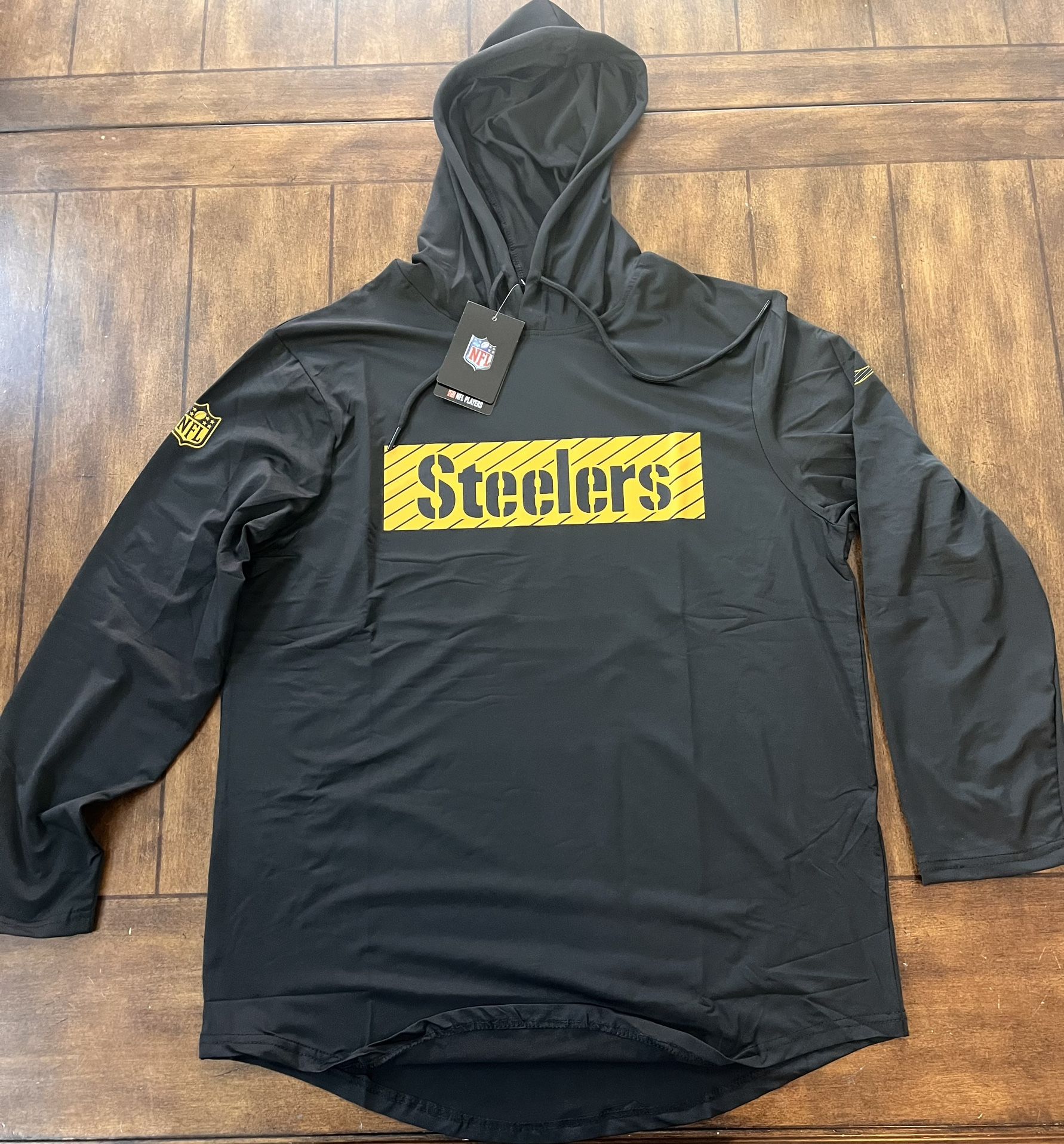 Pittsburgh Steelers Adult XL Dri Fit Long Sleeved Hoodie NWT
