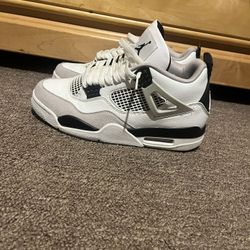 Jordan 4 Military Black