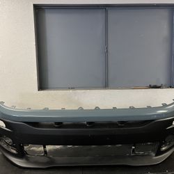 2015-2016-2017-2018 JEEP RENEGADE FRONT BUMPER OEM USED 