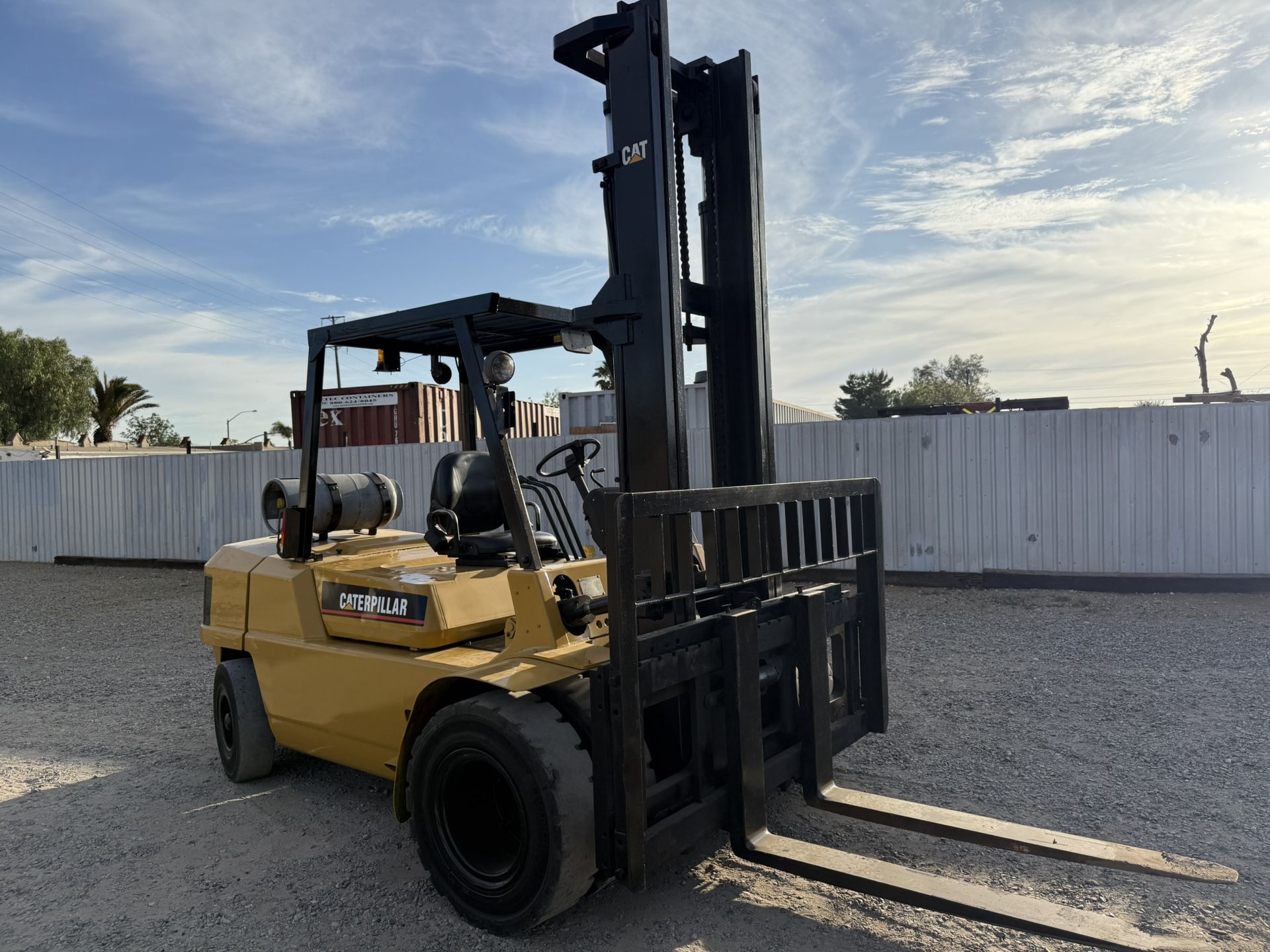 Caterpillar Forklift