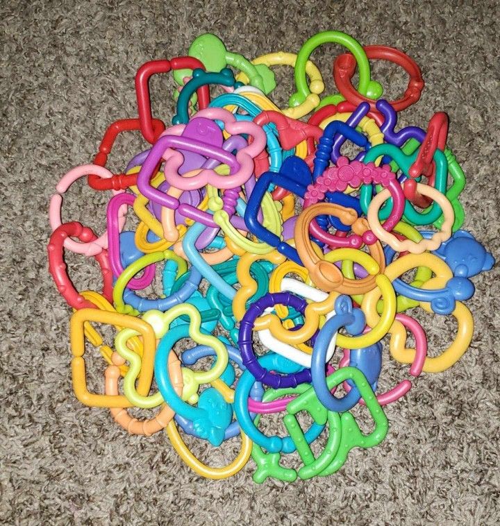 67 COLORFUL BABY INFANT TEETHING RING CONNECTOR TOY CHAIN LINKS