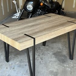 Kitchen Table 