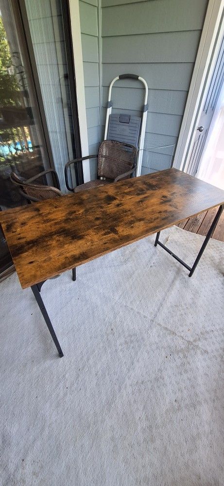 Reclaimed Wood Look Table