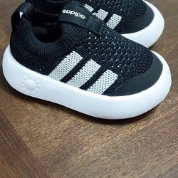 Infants Adidas Size 5