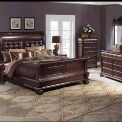 sophia Queen sleigh bedroom set