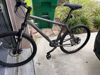 Motobecane Men’s Mountain Bike