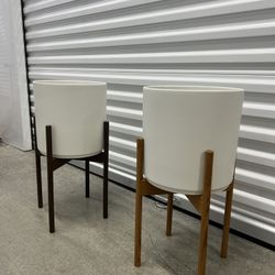 Revival Ceramic Pots With Bases 