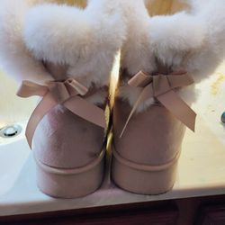 Fuzzy Winter Boots