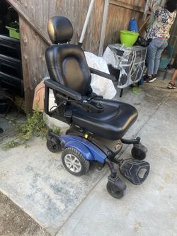 Electric Wheelchair