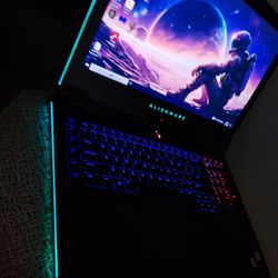 Alienware Gaming Laptop 17 R4