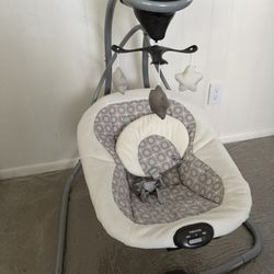 Graco Baby Swing 