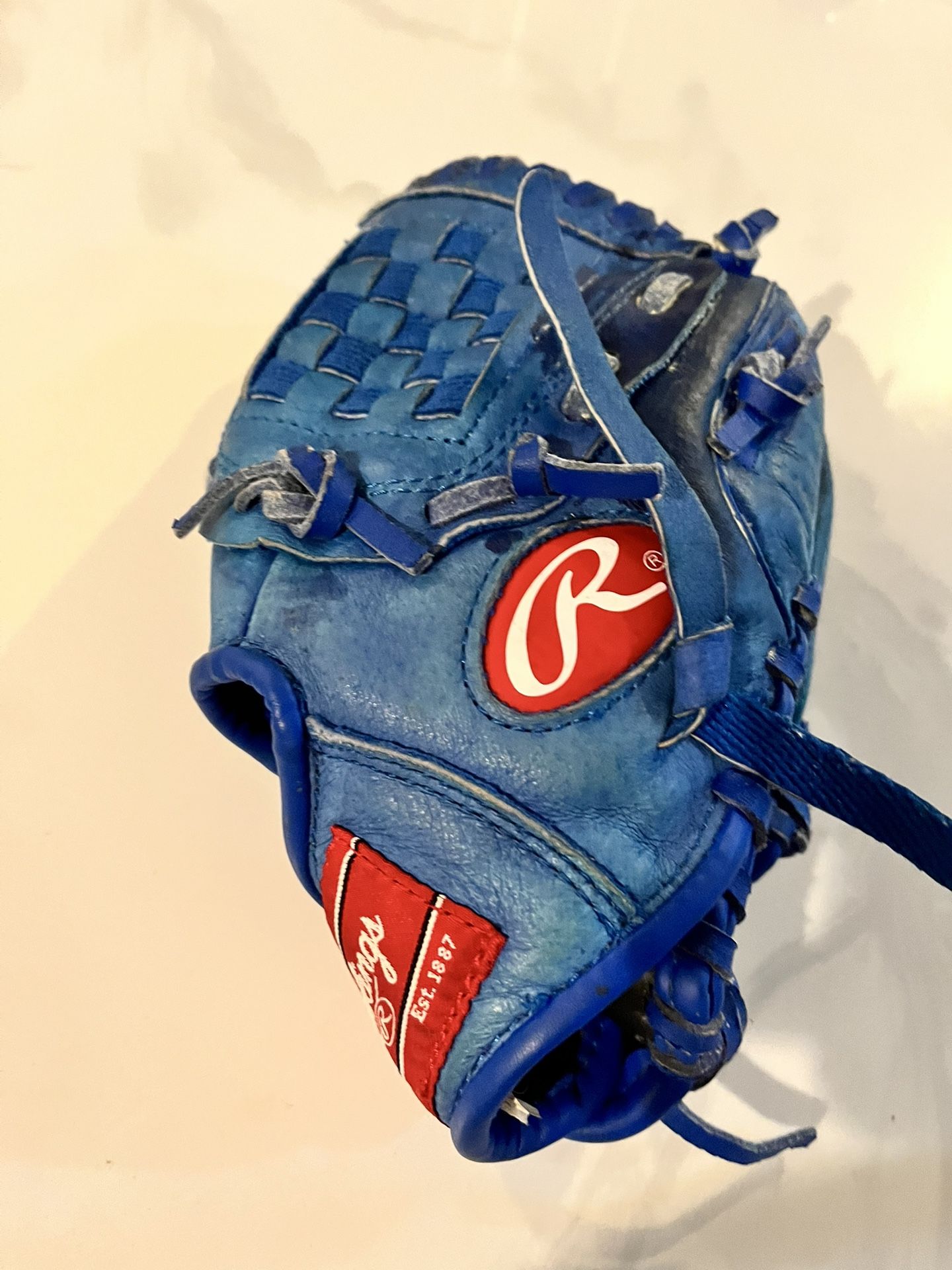 Rawlings Leather Glove. 9.5”