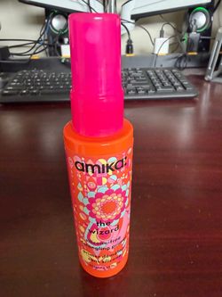 Amika The Wizard Silicone-Free Detangling Primer Spray 2 fl oz New Free Shipping