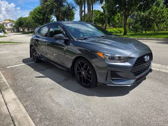 Hyundai Veloster R Spec Hatchback – Gray