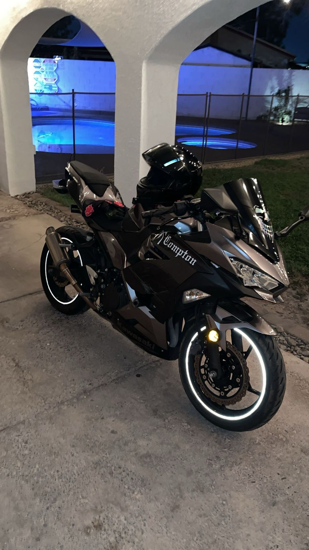 Ninja 400