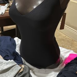 Skims M Plunge Body Suit 