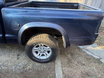 Dakota Quad Cab bed (Bed Only)