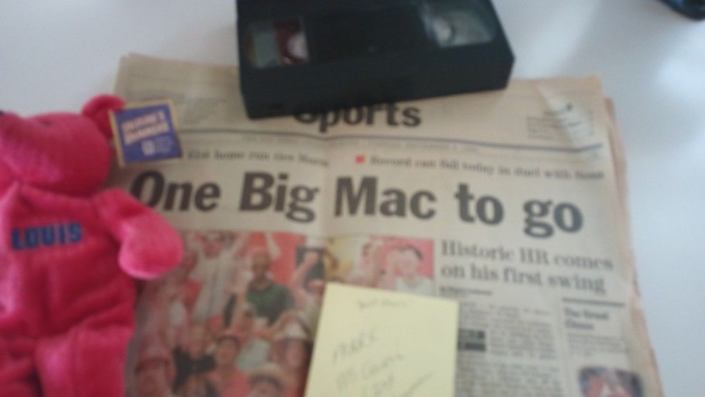 Mark McQuires 1998 Record Homerun Memorabilia