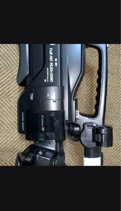 Sony HXR-MC2500 Shoulder Mount AVCHD Camcorder