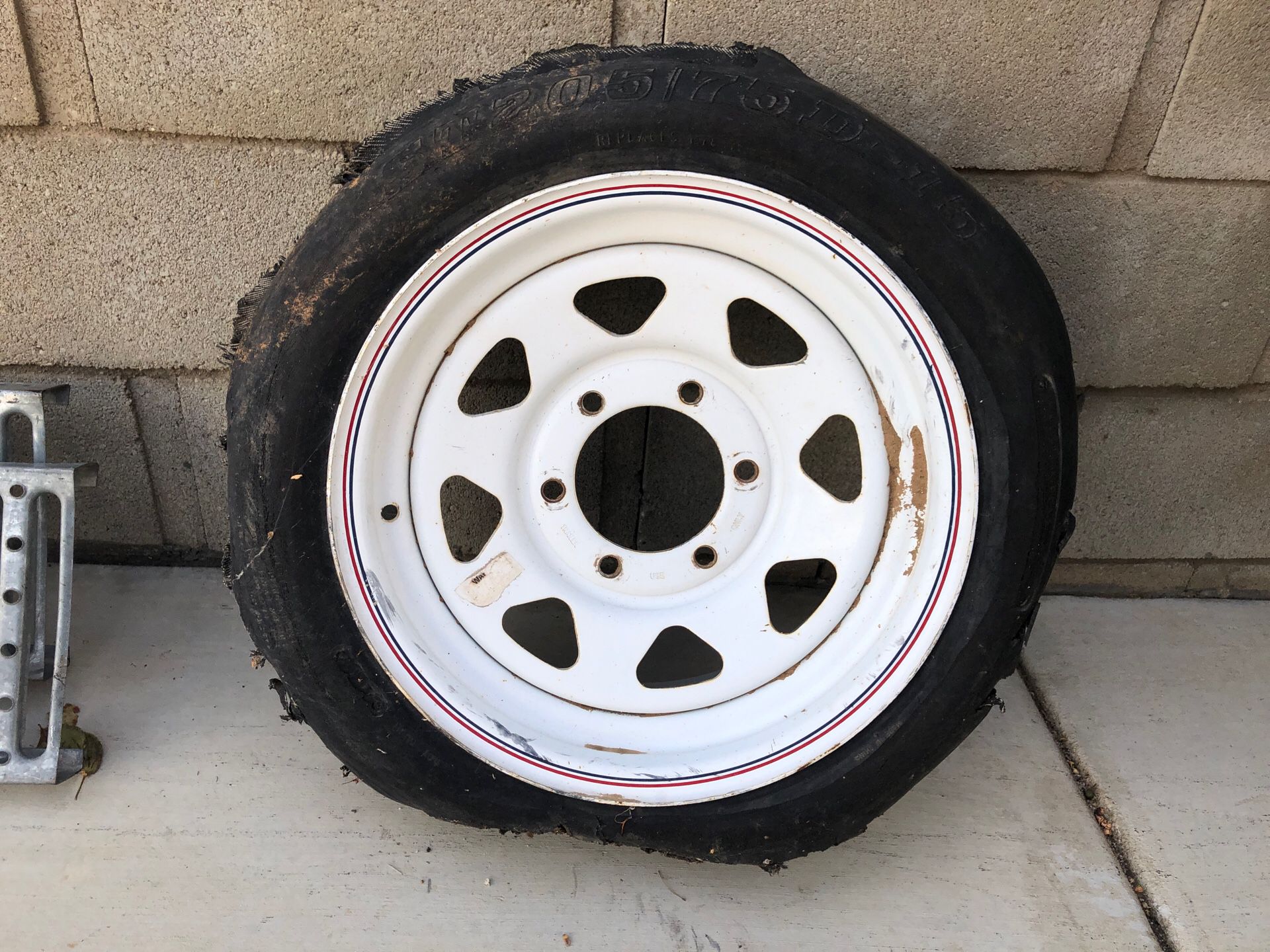 15” 6 lug trailer wheel - tire is blown, wheel is perfect