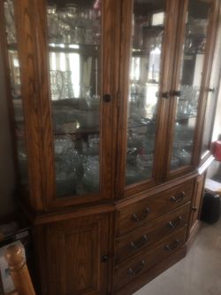 Elegant solid oak dining room sat