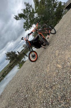 Se bike orange blocks flyer