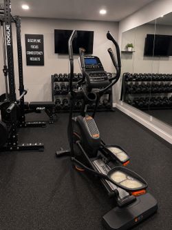 Nordic track elliptical E9.5