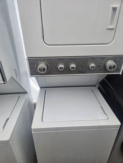 Whirlpool Stackable Washer And Dryer Combo 220v thin twin space saver 24w