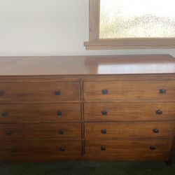 Bedroom Set 2 Dressers 2 Nightstands for Sale in Alpine CA OfferUp