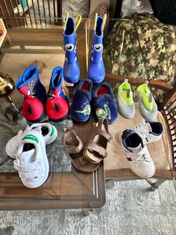 Toddler shoes size 7