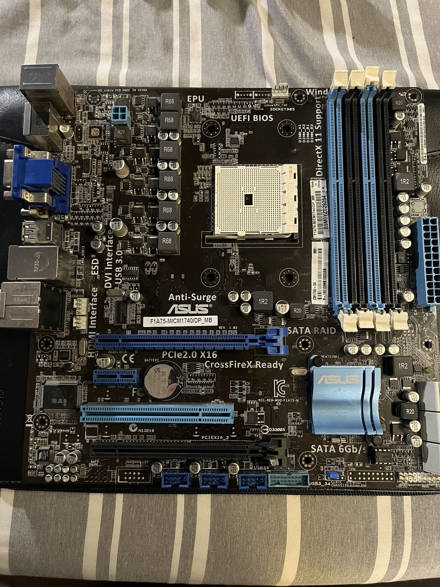Asus F1A75 Motherboard