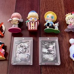POP MART Figures