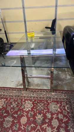 Glass table   Rectangular   No Chip  No Crack