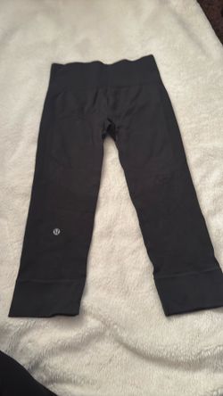 lululemon capri size 4